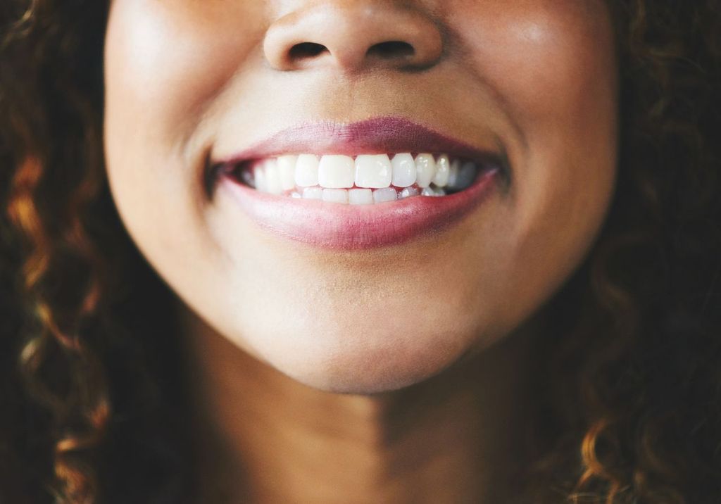 Plan to Whiten Teeth Ahead of Summer Travel